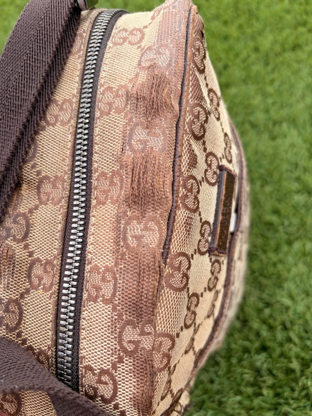 Gucci Monogram GG Crossbody Shoulder Bag Authentic - Picture 11 of 15